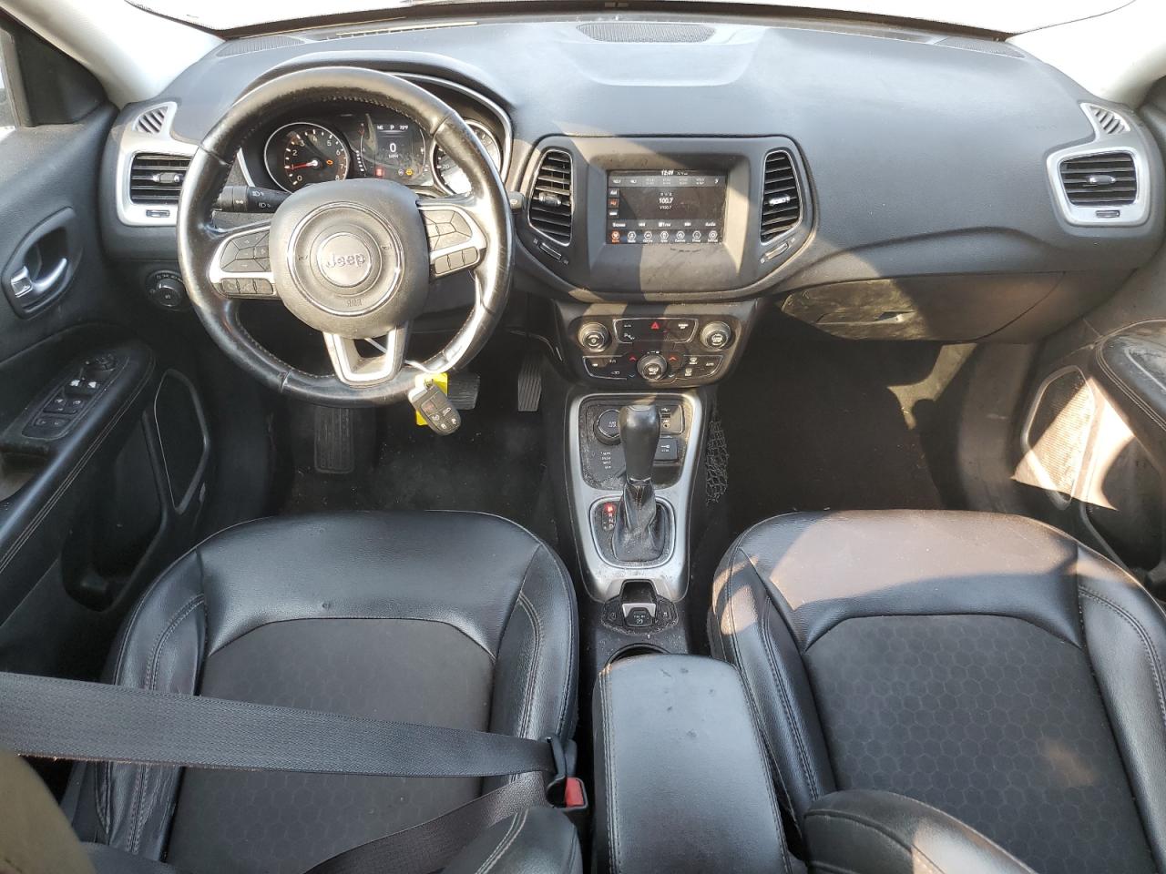 2019 Jeep Compass Latitude VIN: 3C4NJDBB8KT813407 Lot: 74003614