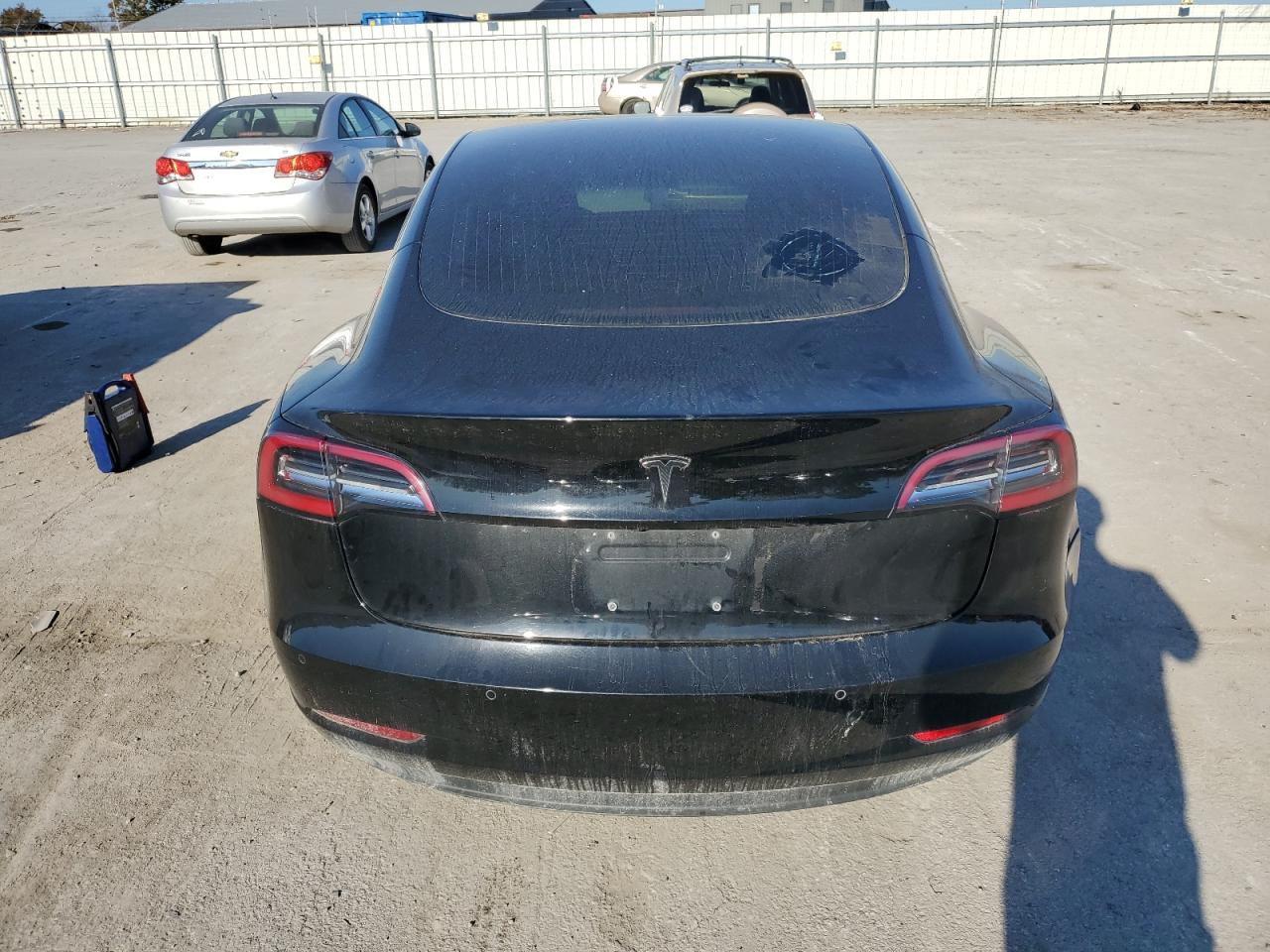 2018 Tesla Model 3 VIN: 5YJ3E1EA7JF156982 Lot: 77625034