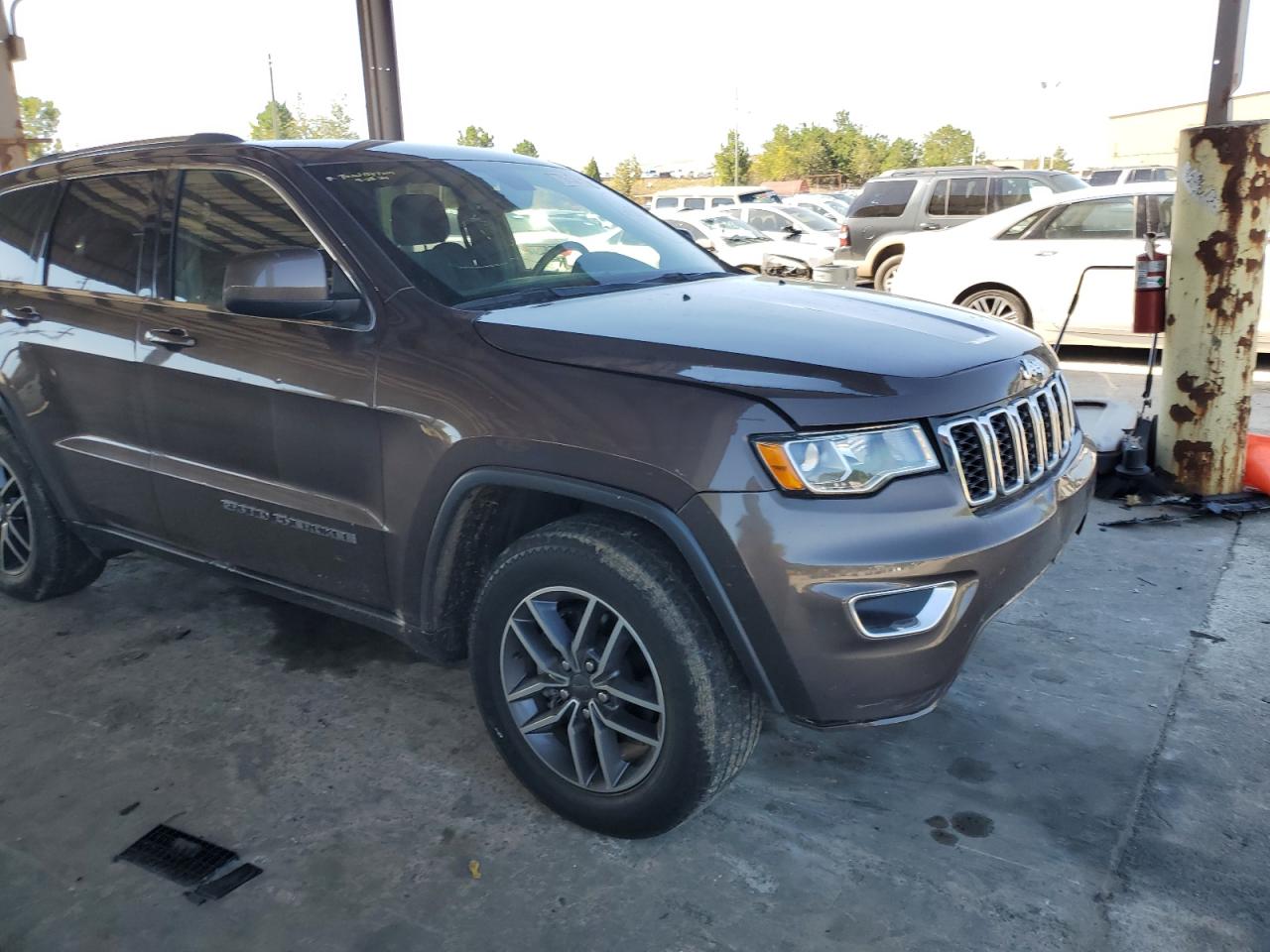 2019 Jeep Grand Cherokee - Image 4