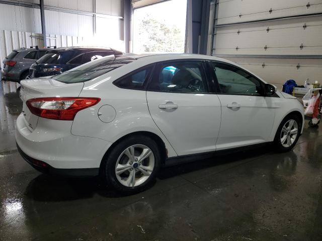  FORD FOCUS 2014 Белы