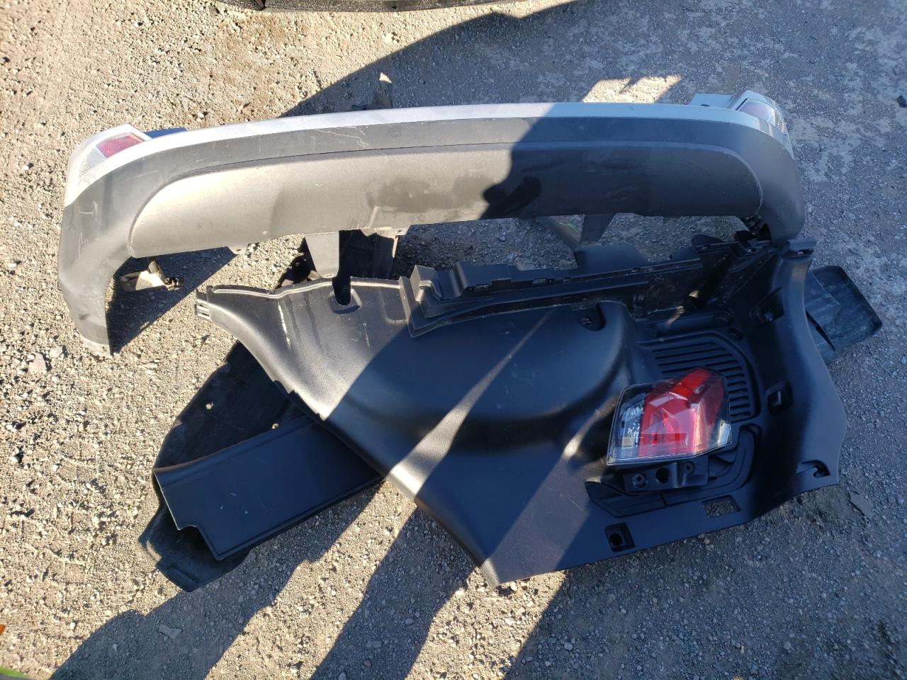 2T3ZFREV9JW444599 TOYOTA RAV4 2018
