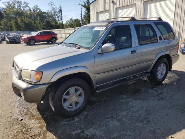 2001 Nissan Pathfinder Le for Sale in Savannah, GA - Front End