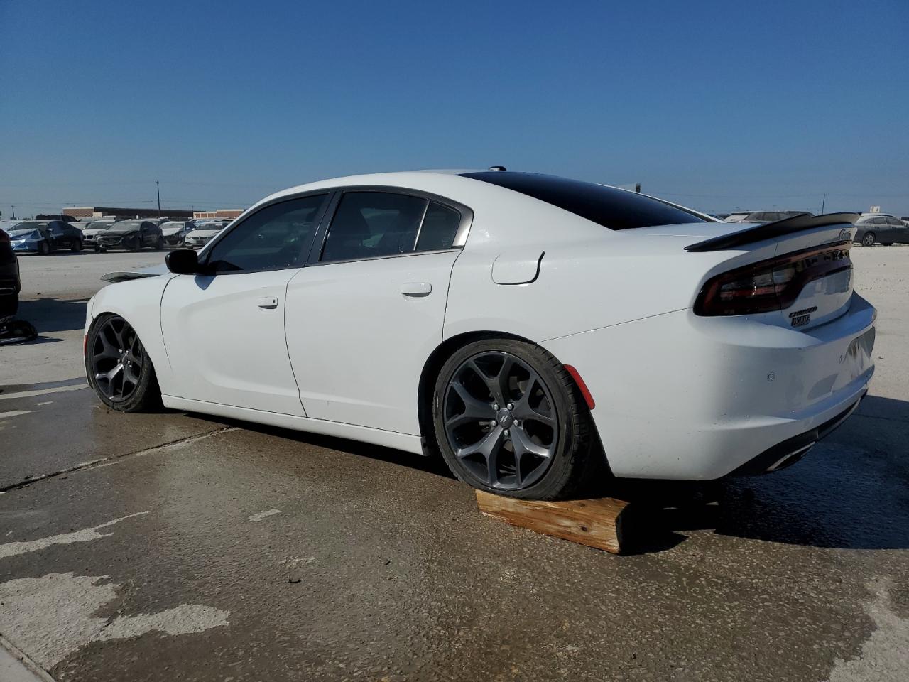2020 Dodge Charger - Image 2