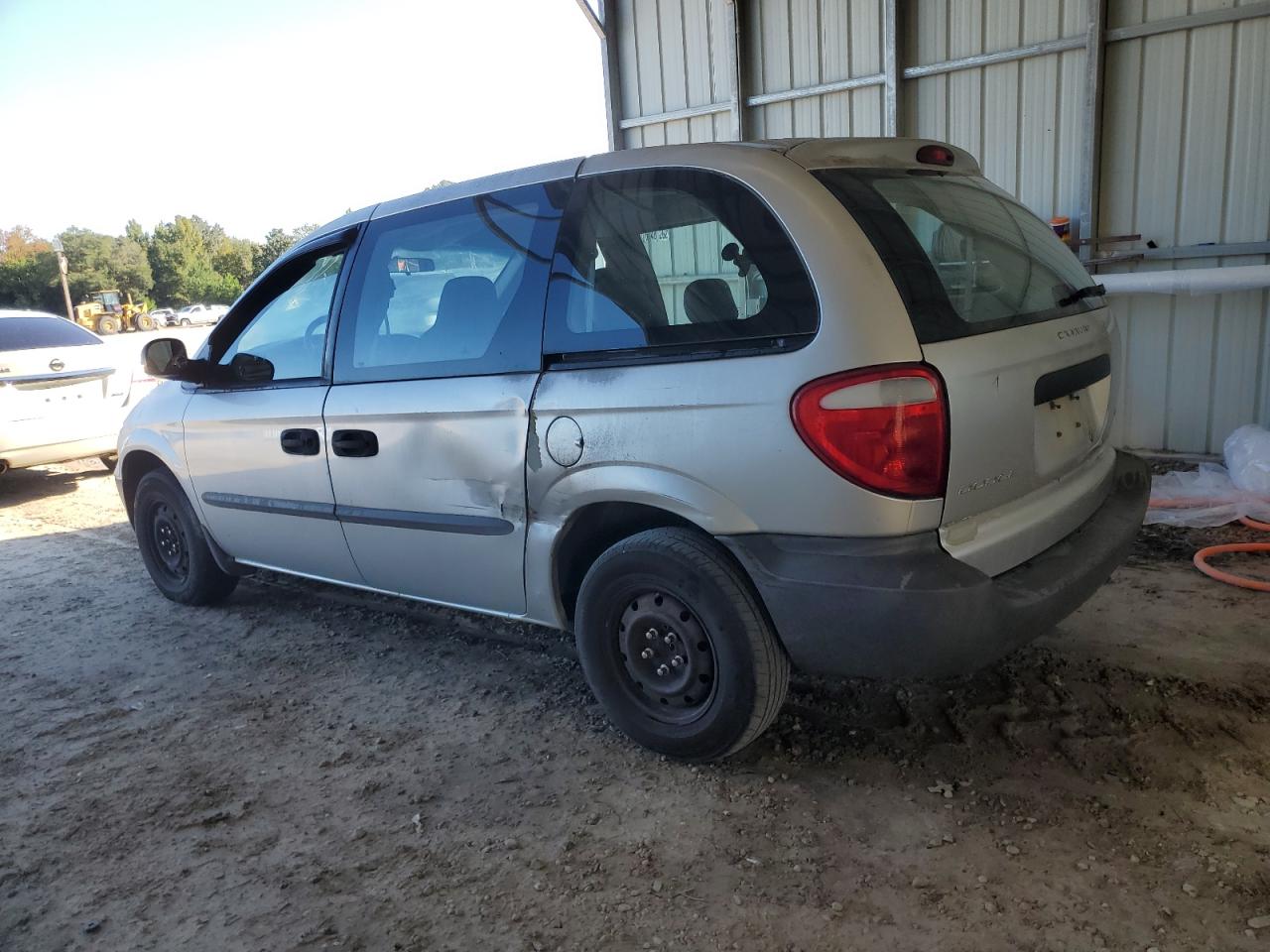 2002 Dodge Caravan - Image 2