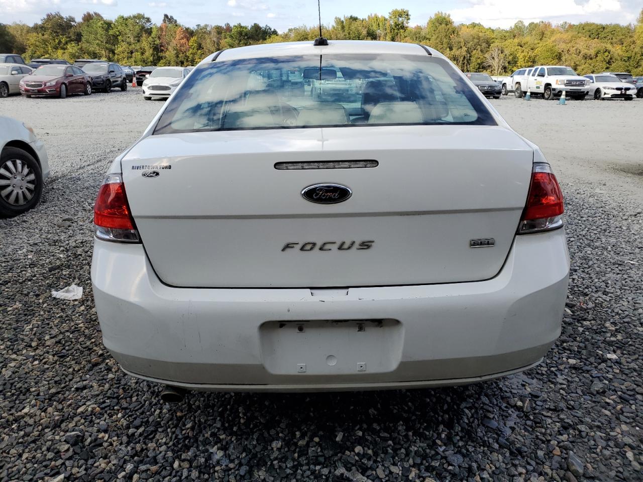 2010 Ford Focus - Image 6
