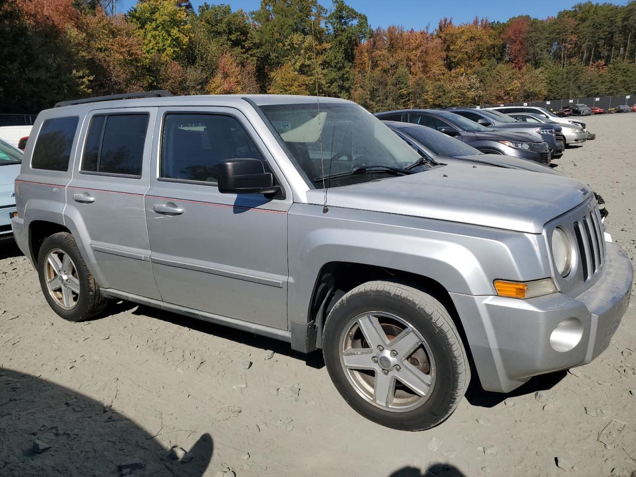 2010 Jeep Liberty (Patriot) - Image 4