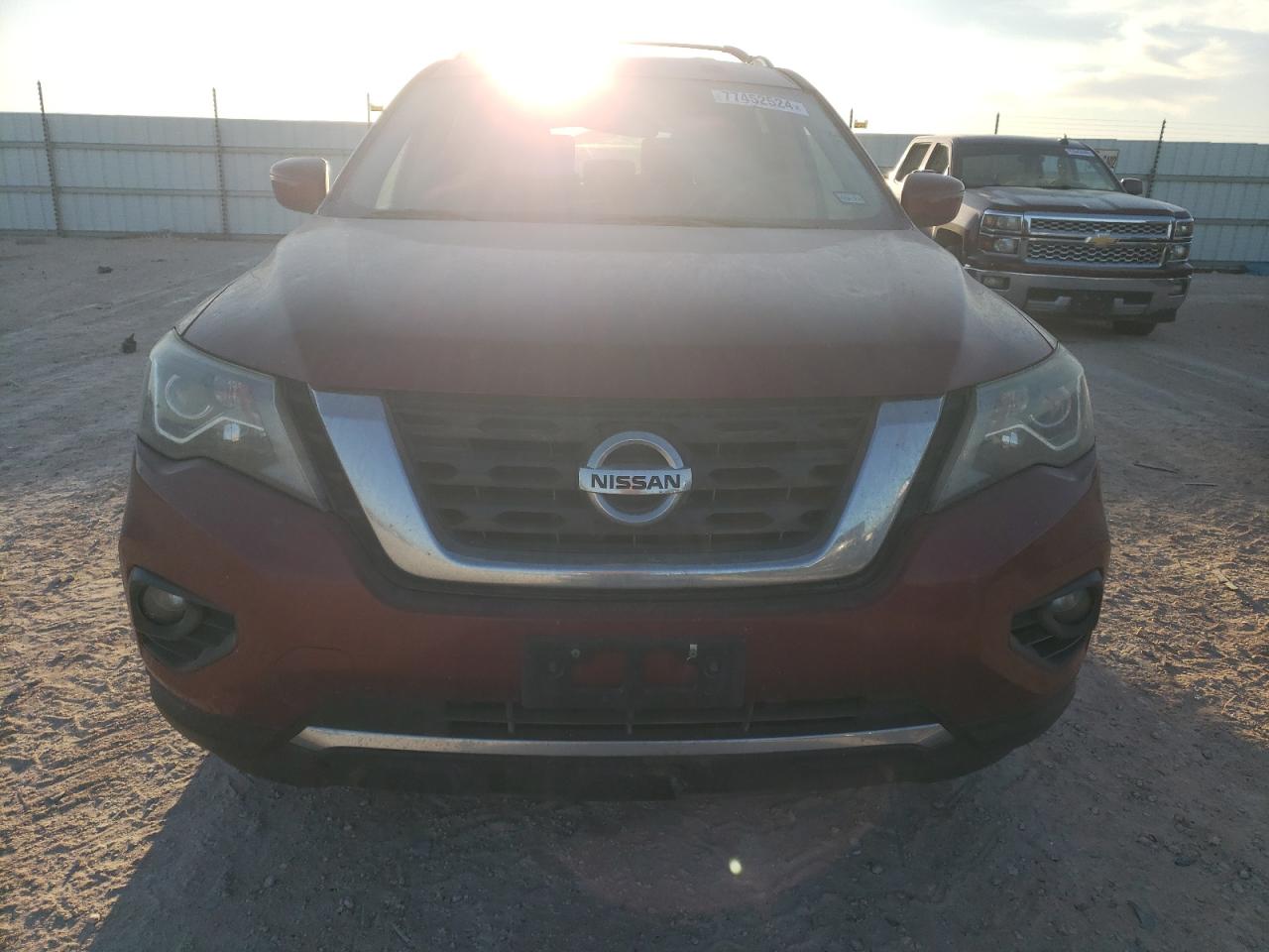 VIN 5N1DR2MN2JC676566 2018 NISSAN PATHFINDER no.5