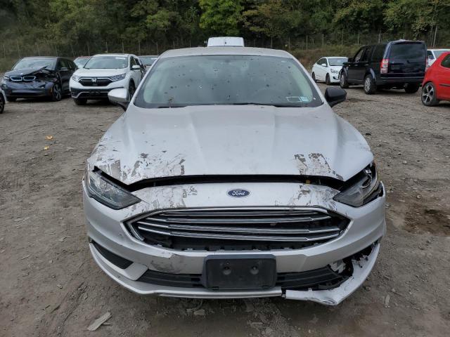  FORD FUSION 2017 Srebrny