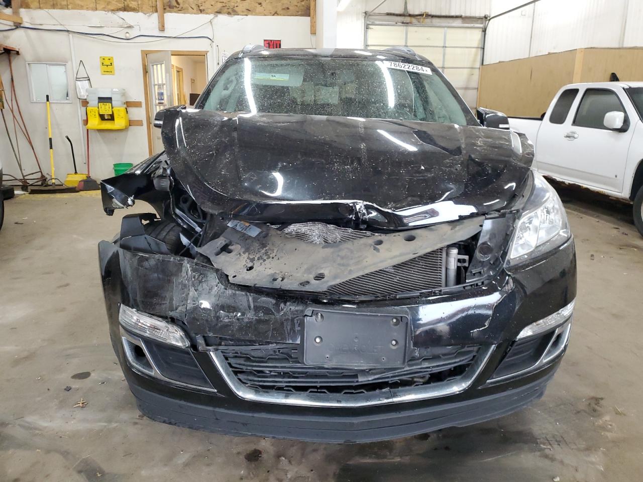 VIN 1GNKRGKD0HJ333237 2017 CHEVROLET TRAVERSE no.5