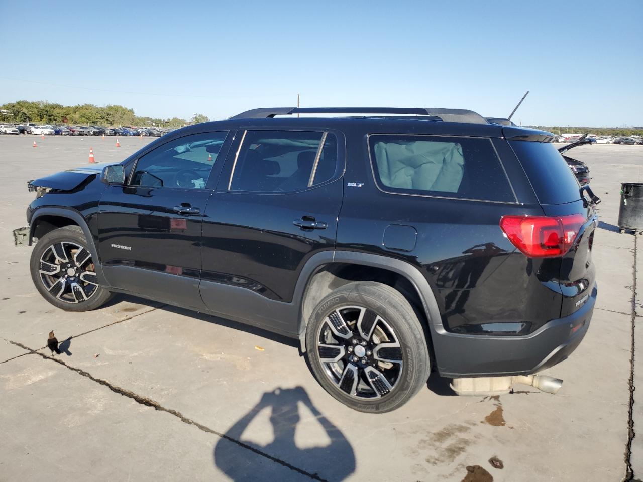 2019 GMC Acadia - Image 2