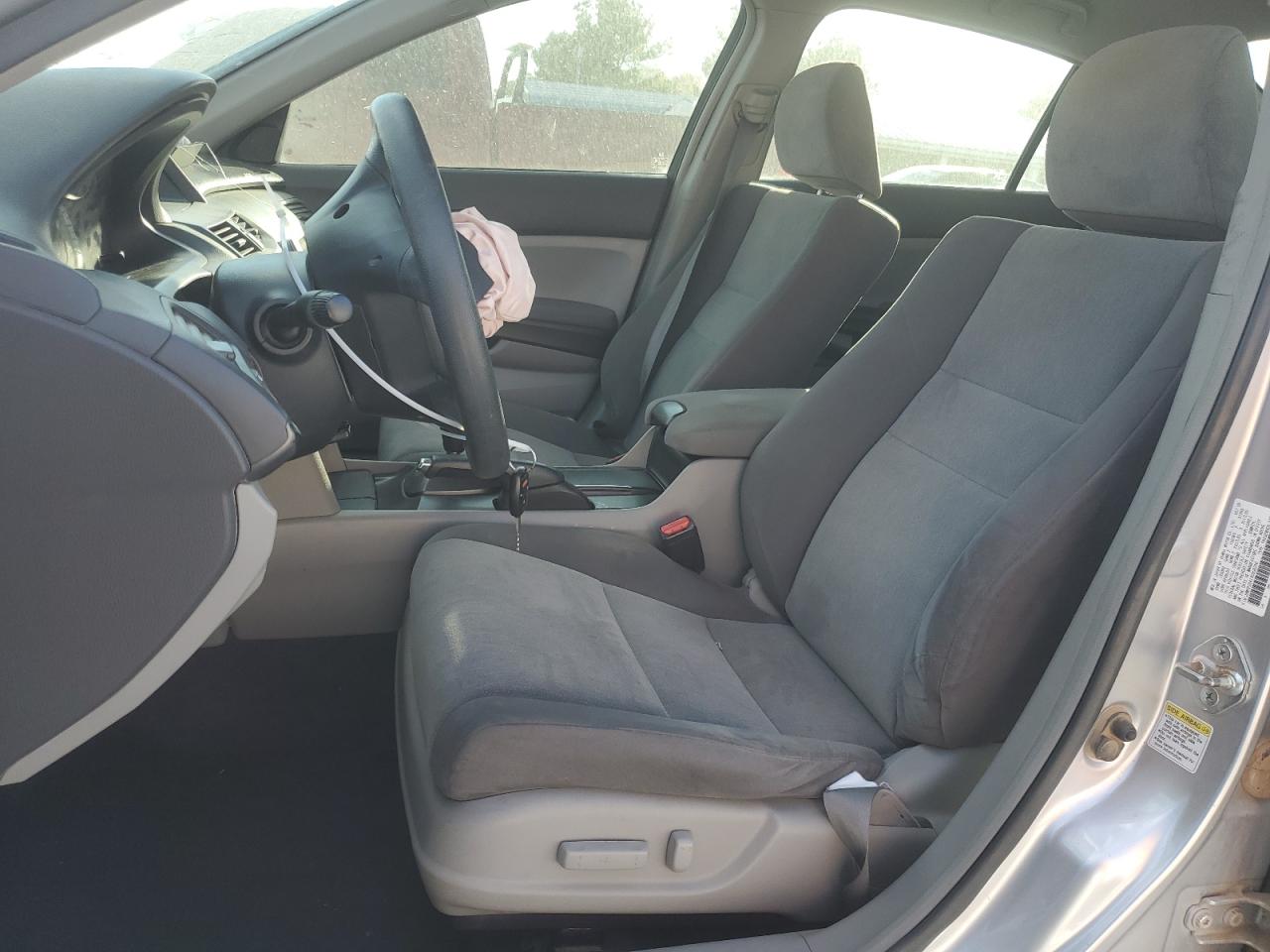 2009 Honda Accord Lxp VIN: JHMCP26419C000260 Lot: 77890074