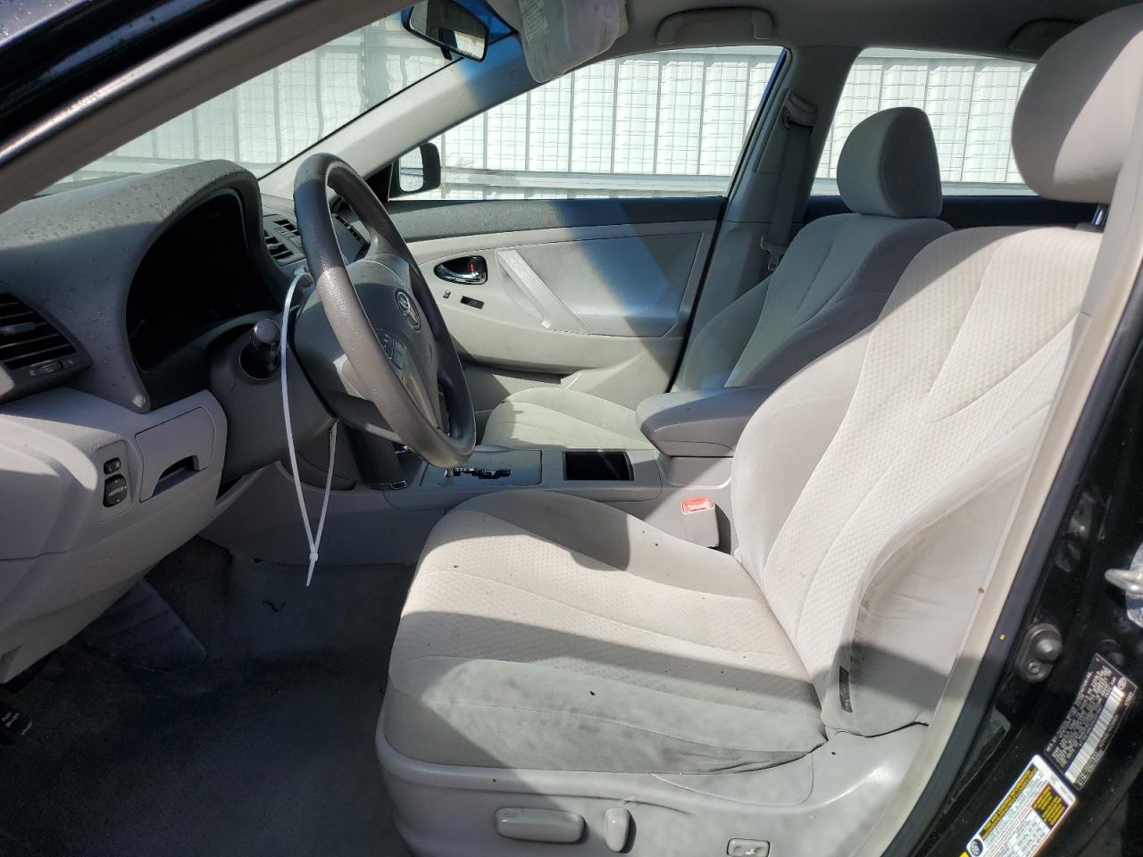 2009 Toyota Camry - Image 7