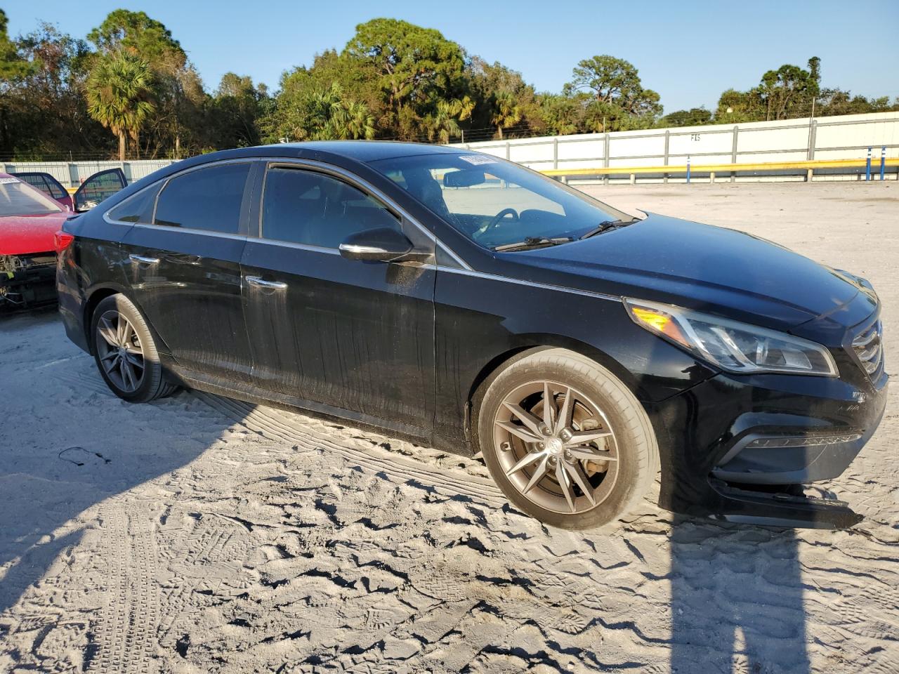 2015 Hyundai Sonata - Image 4
