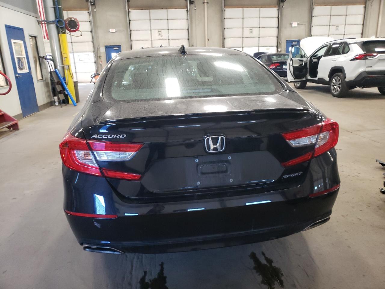 1HGCV1F30JA092164 2018 Honda Accord Sport