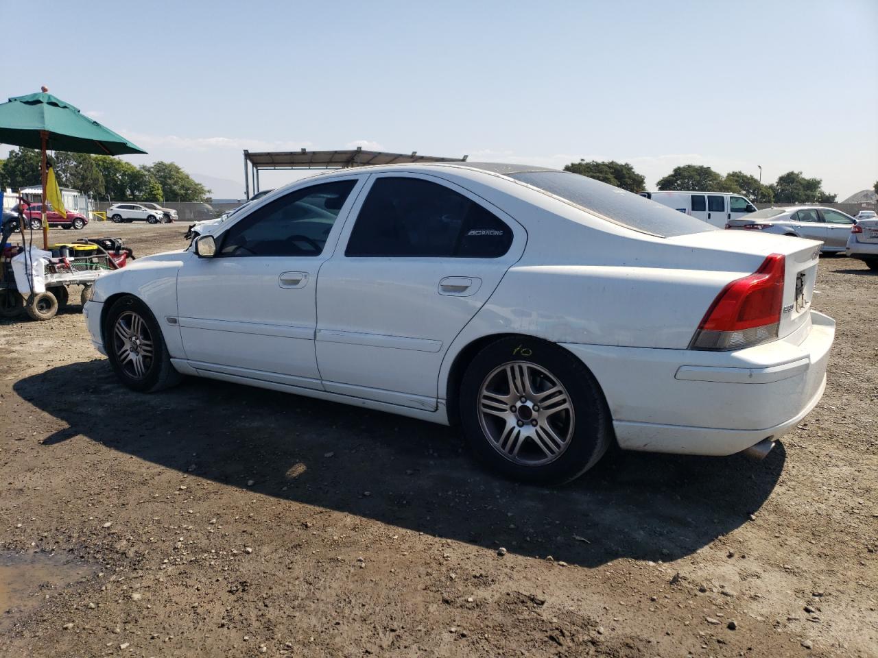 2005 Volvo S60 - Image 2