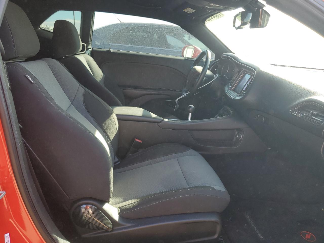 2016 Dodge Challenger - Image 10