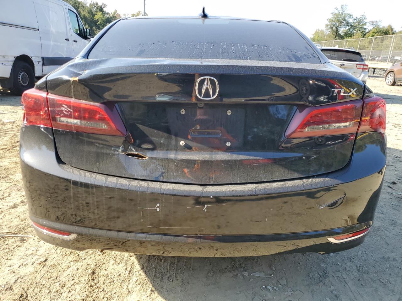 19UUB2F38FA012412 2015 Acura Tlx