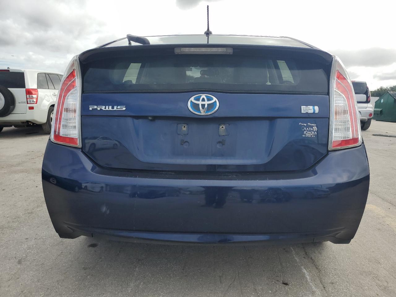 2012 Toyota Prius - Image 6