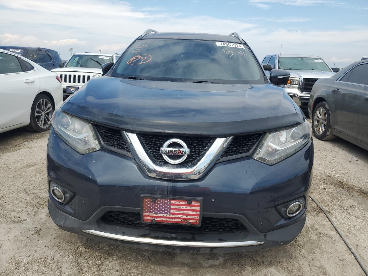 2015 Nissan Rogue - Image 5