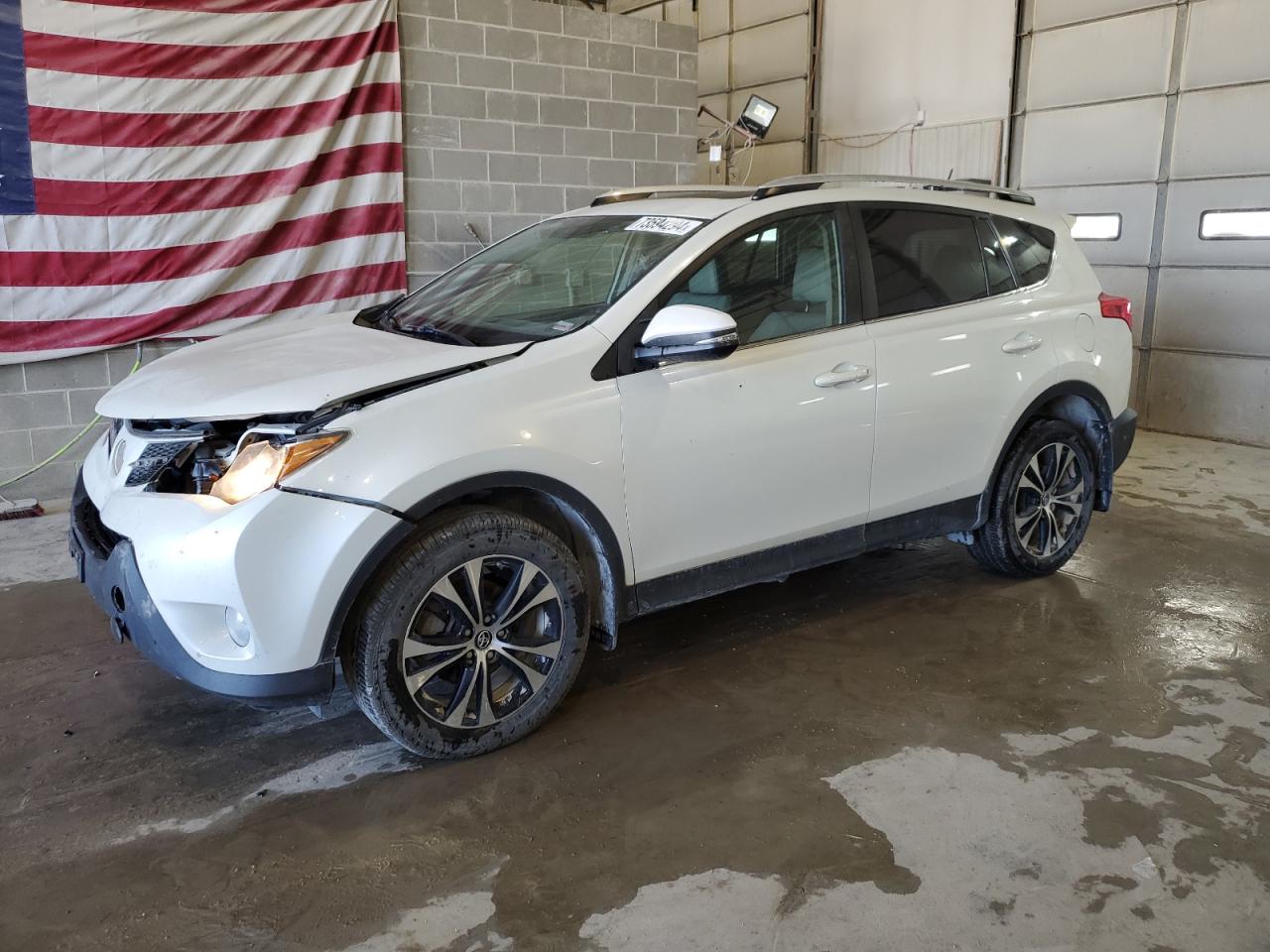 2015 Toyota RAV 4 - Image 1