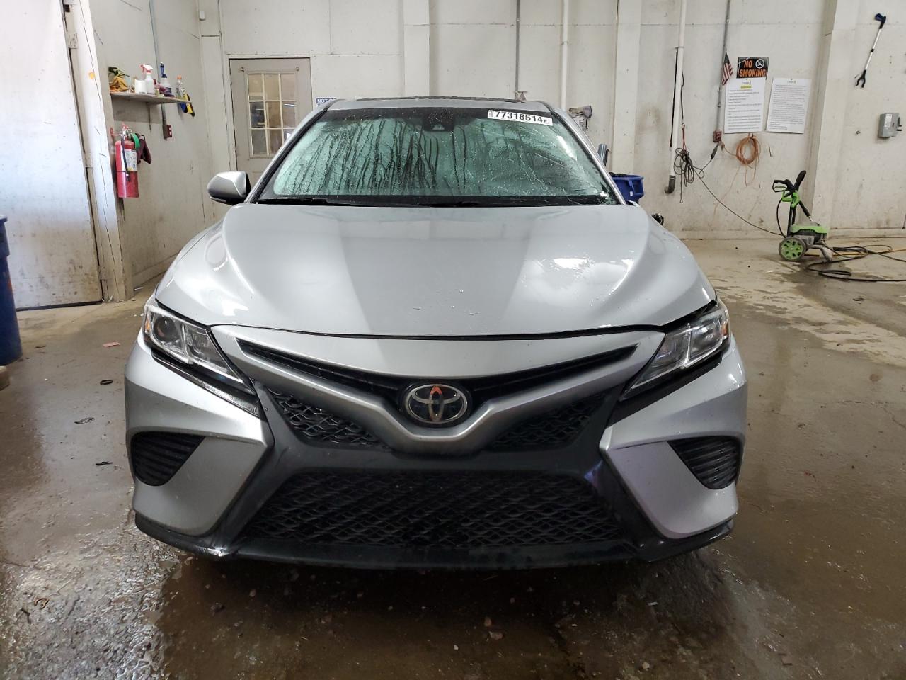 2020 Toyota Camry Se VIN: 4T1J11AK6LU858363 Lot: 77318514