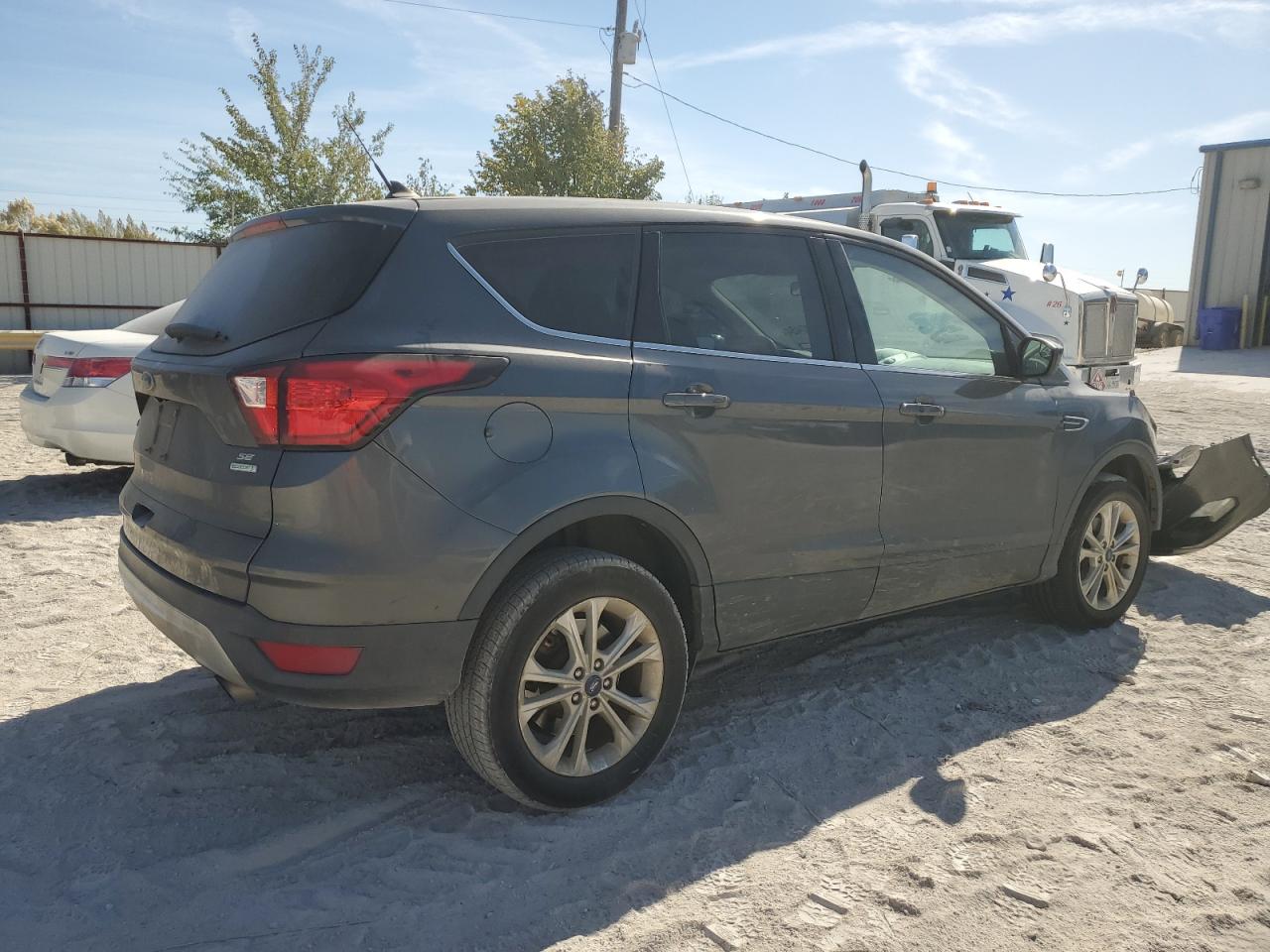 2019 Ford Escape - Image 3