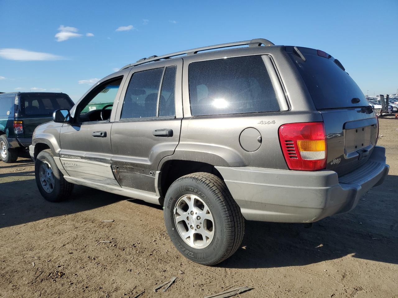 2000 Jeep Grand Cherokee - Image 2
