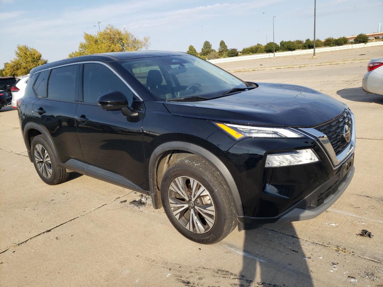 2021 Nissan Rogue - Image 4