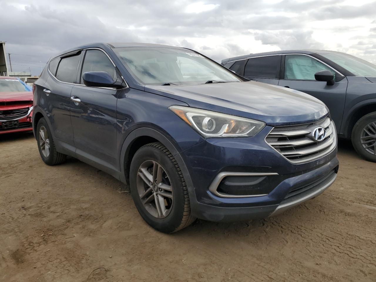 VIN 5XYZTDLB1HG464648 2017 HYUNDAI SANTA FE no.4