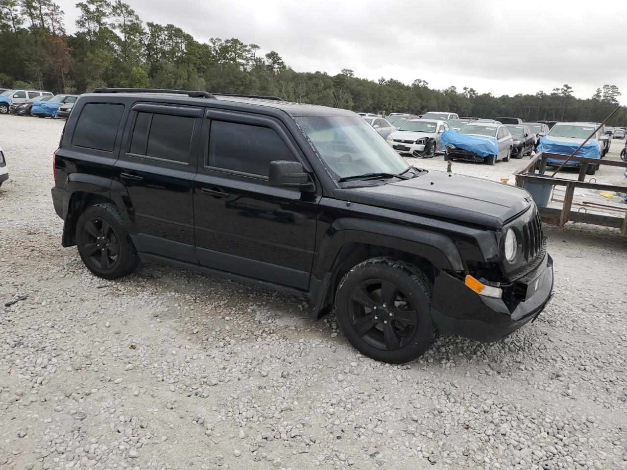 2015 Jeep Liberty (Patriot) - Image 4