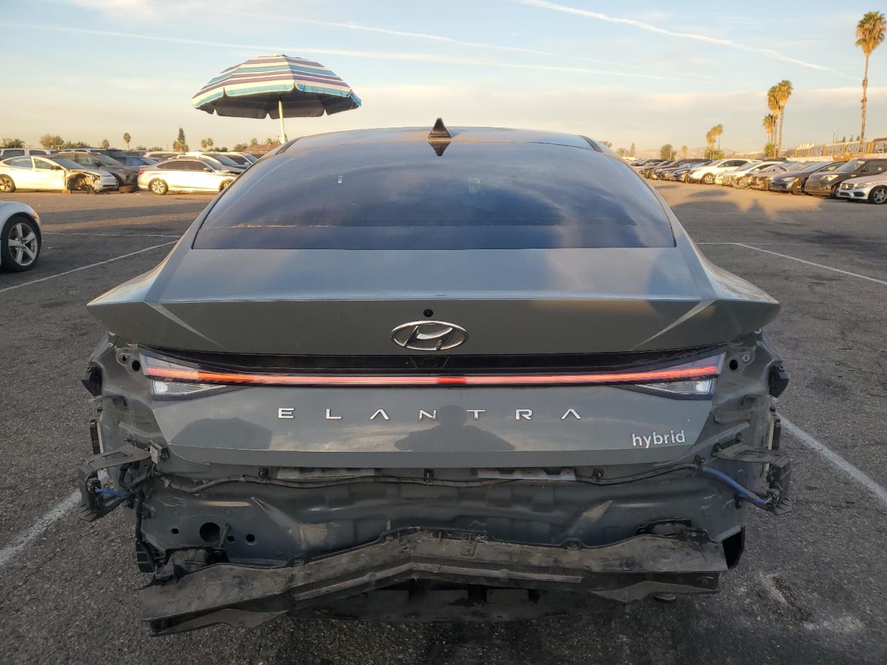 2022 Hyundai Elantra - Image 6