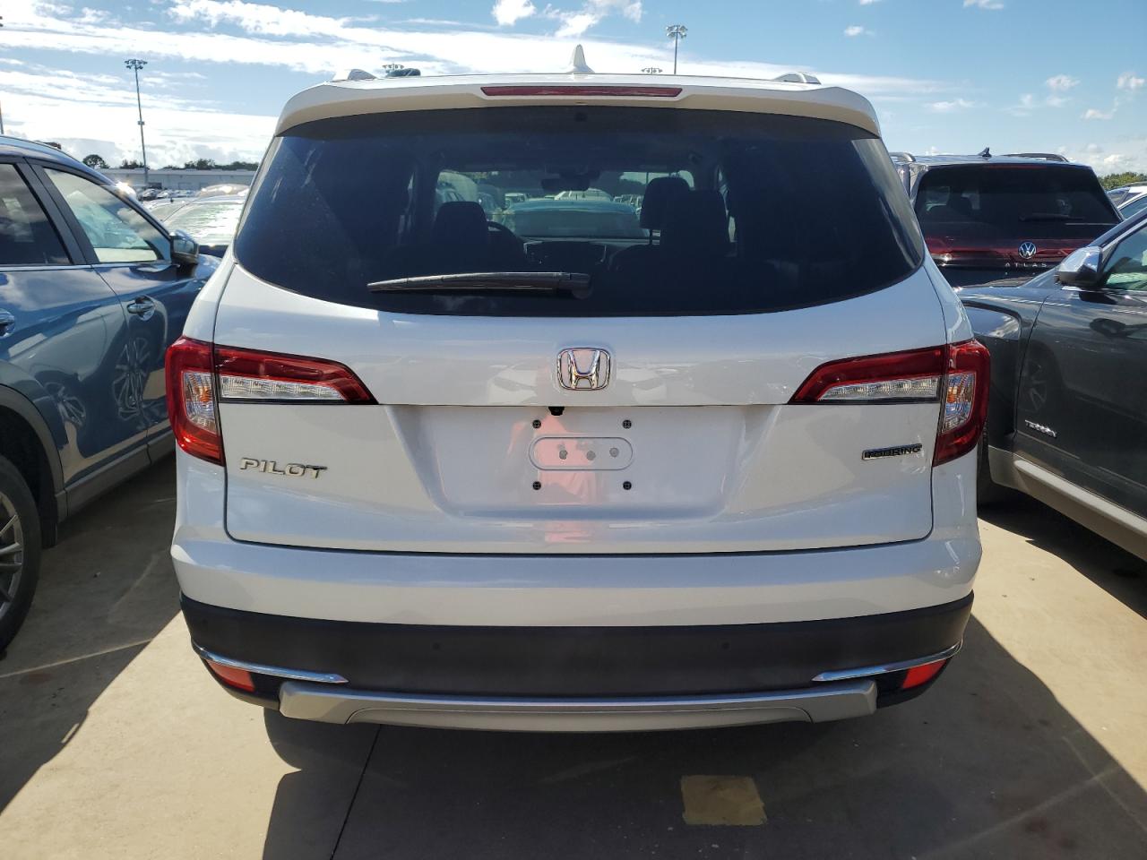 2021 Honda Pilot Touring VIN: 5FNYF5H64MB041813 Lot: 74102254