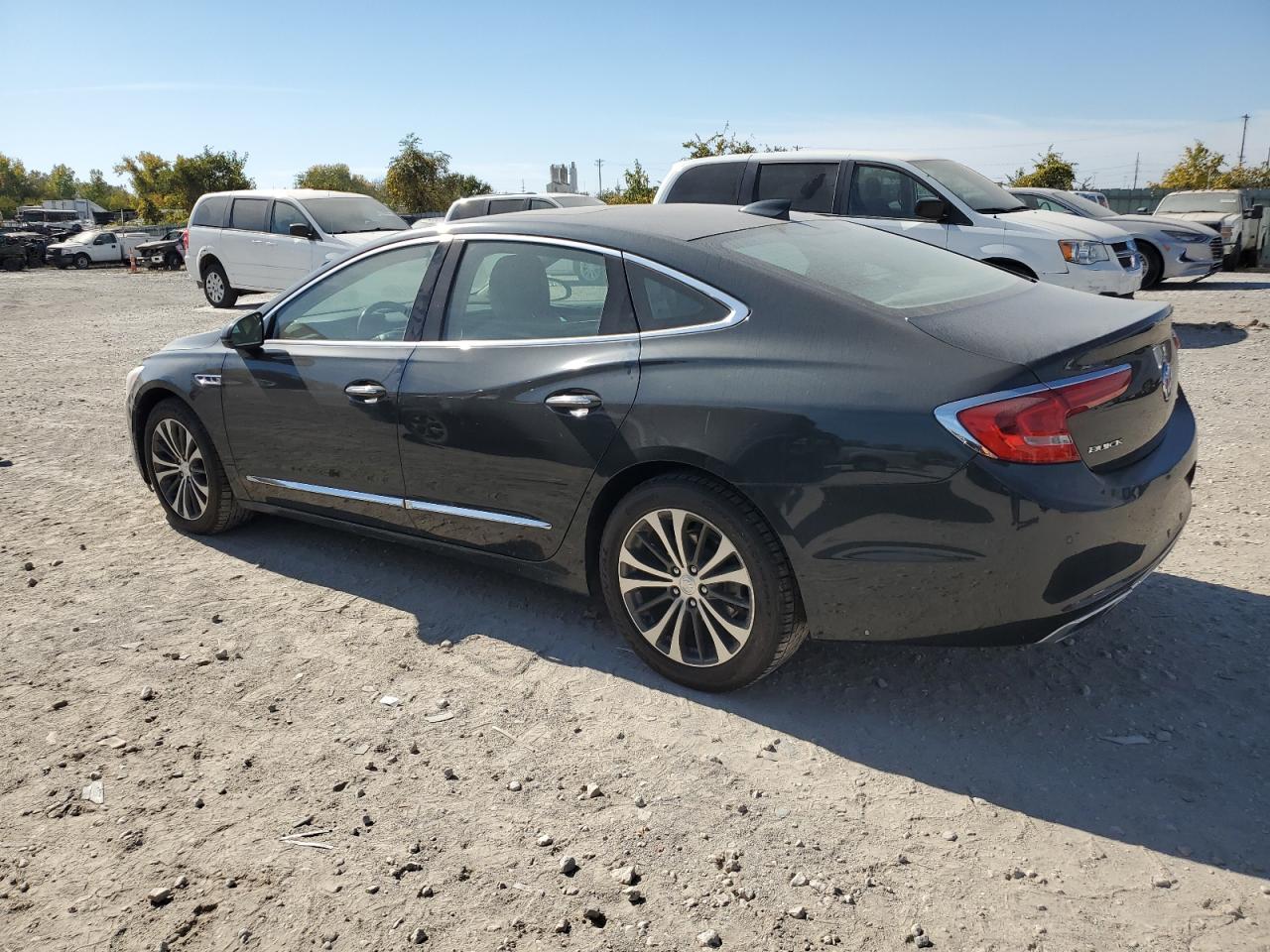 VIN 1G4ZP5SSXJU109649 2018 BUICK LACROSSE no.2