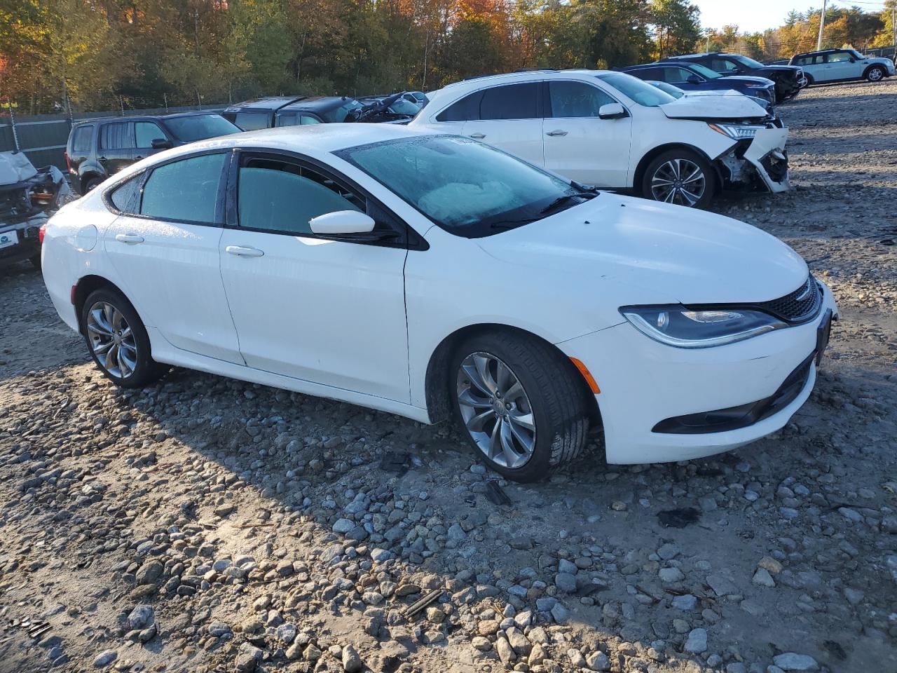 2015 Chrysler 200 - Image 4