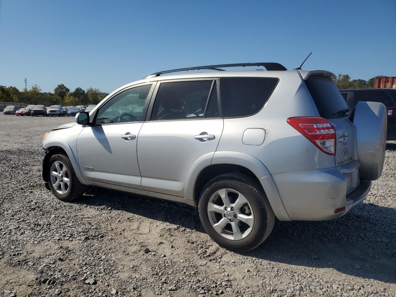 2009 Toyota RAV 4 - Image 2