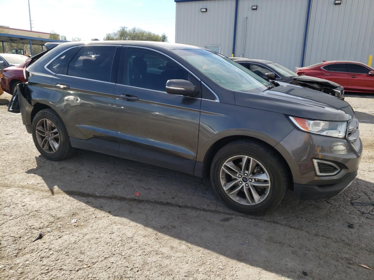 VIN 2FMPK3J95HBB19496 2017 FORD EDGE no.4