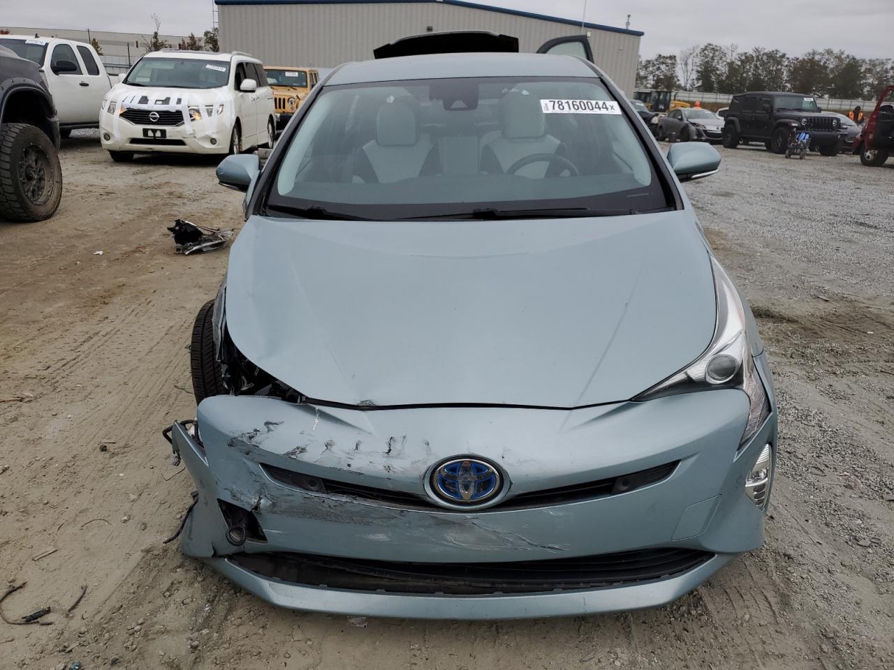 2018 Toyota Prius - Image 5