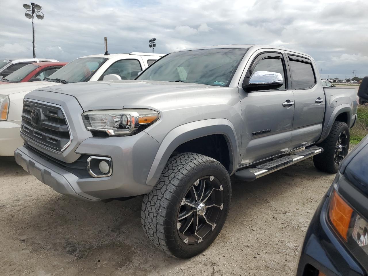 2016 TOYOTA TACOMA