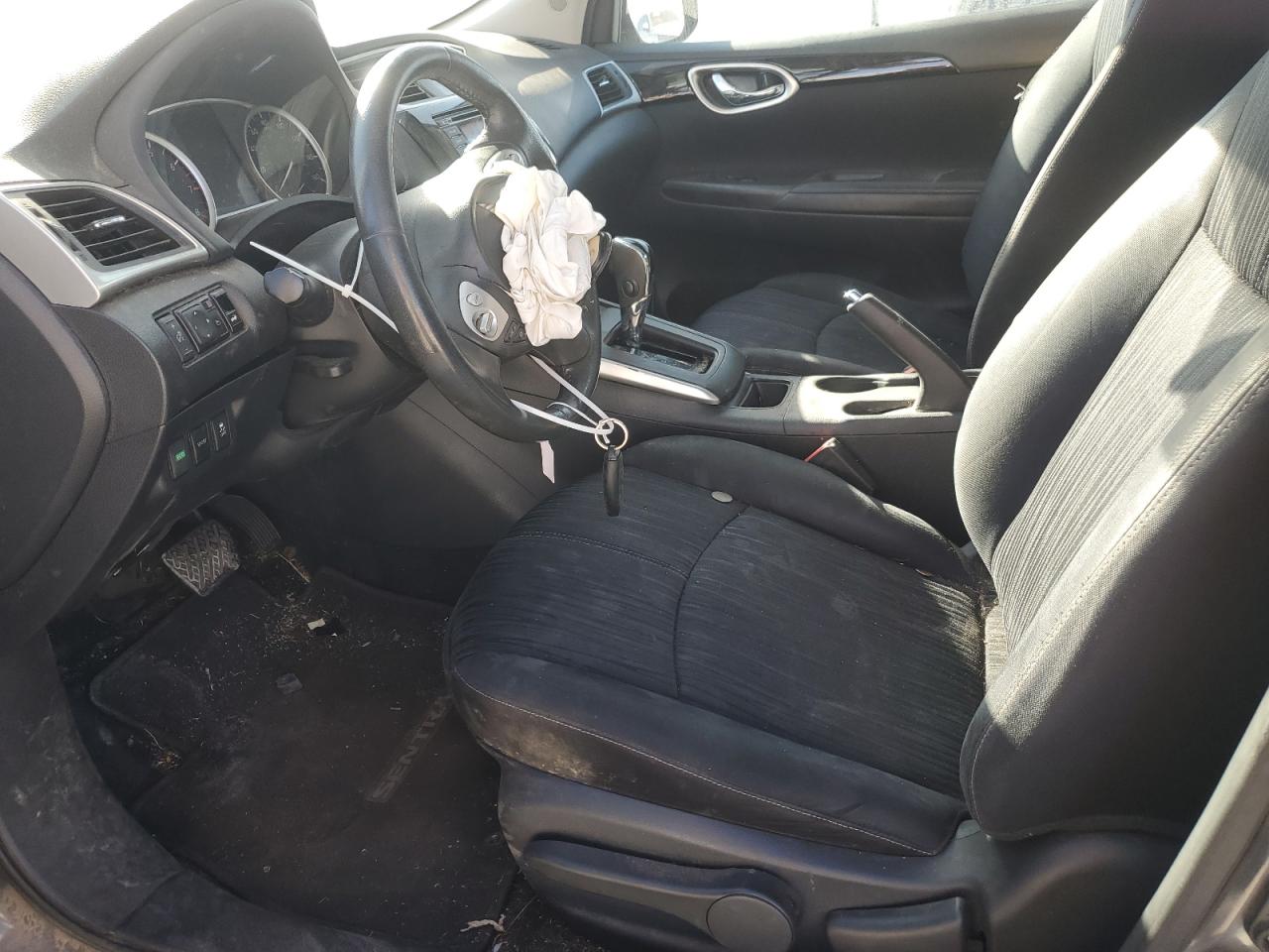 2017 Nissan Sentra - Image 7