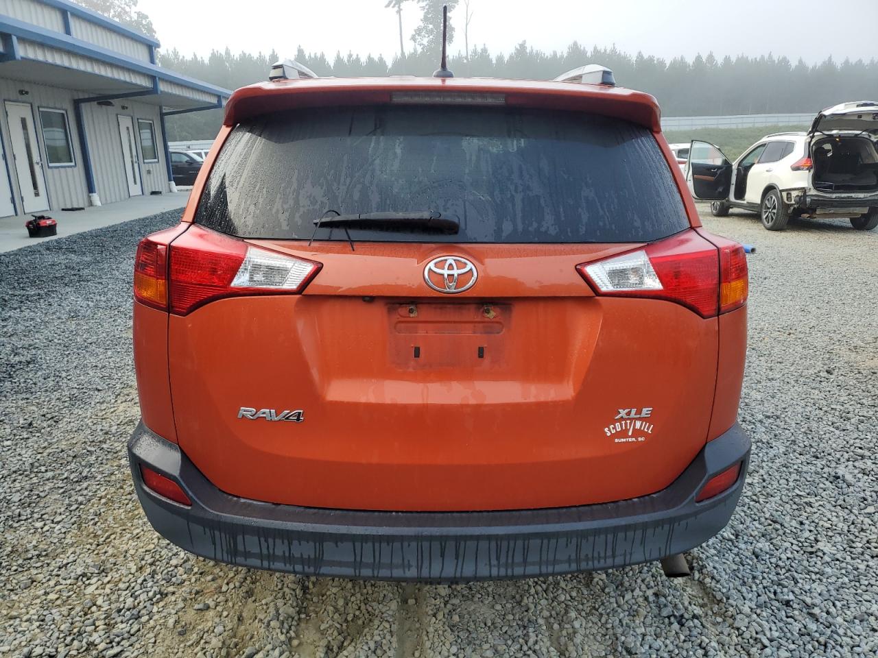 2T3WFREV0FW147747 2015 Toyota Rav4 Xle