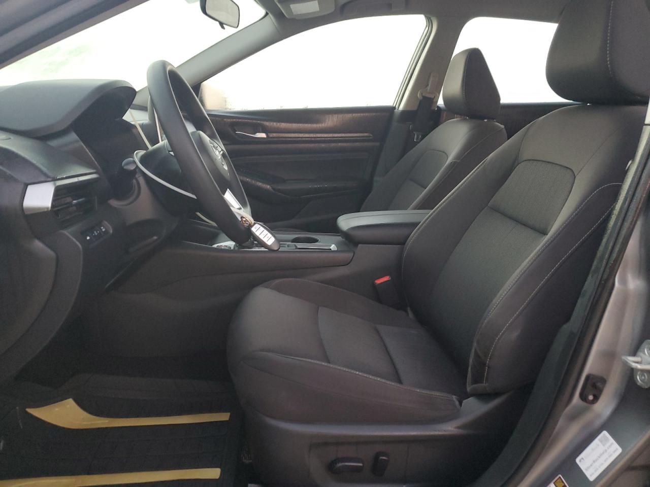 2020 Nissan Altima - Image 7