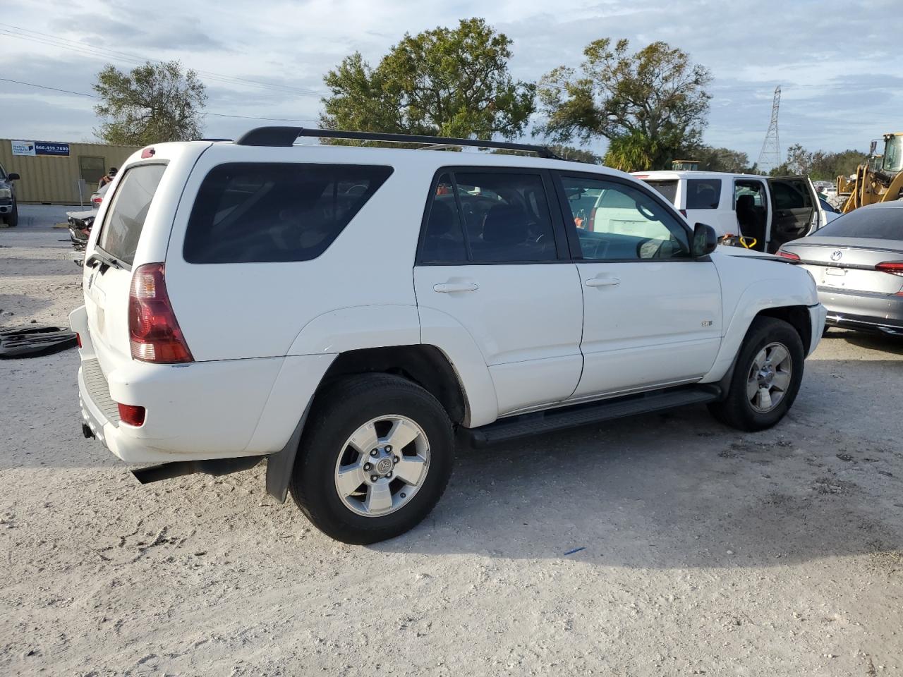 2004 Toyota 4Runner - Image 3