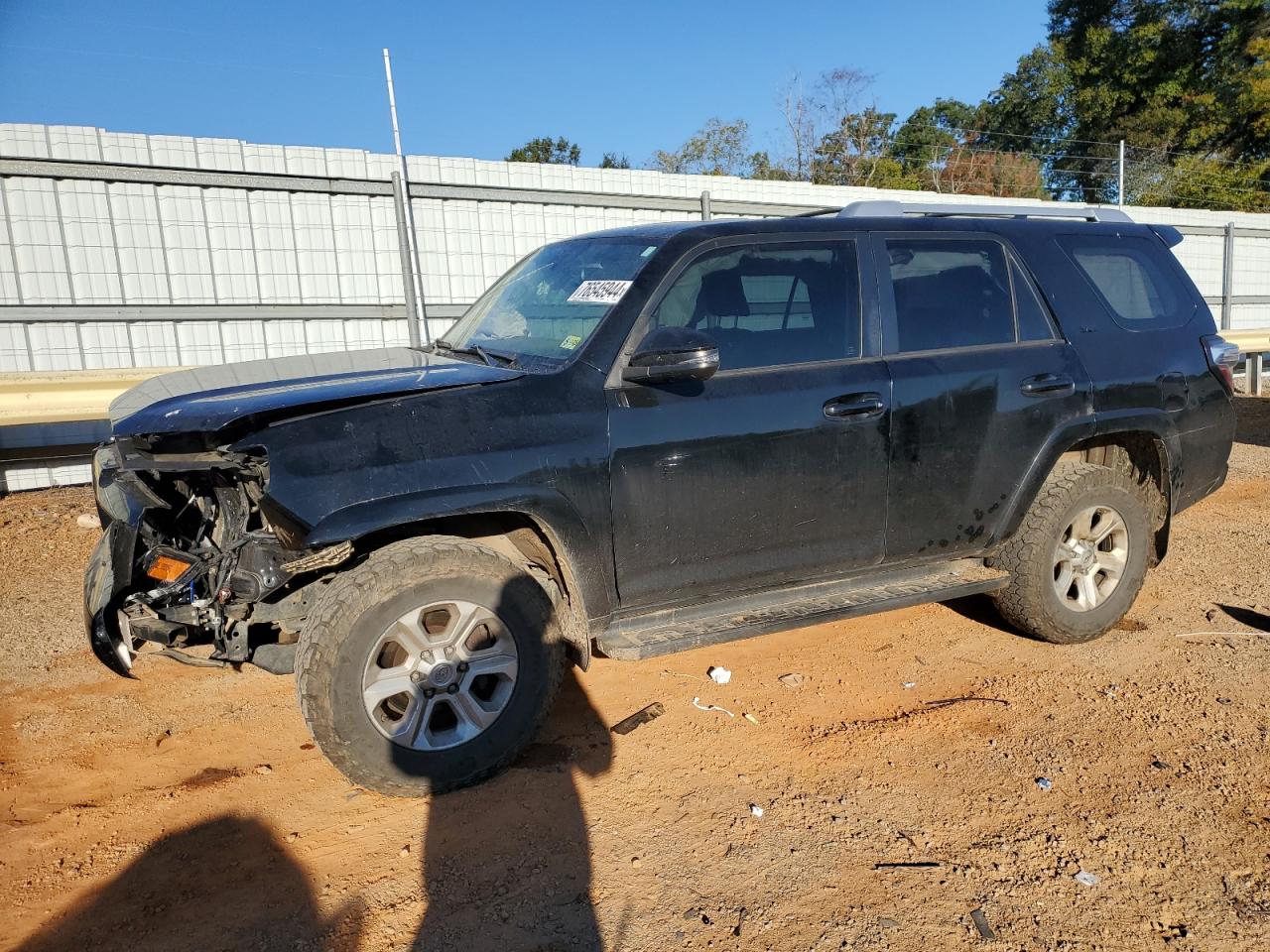 VIN JTEBU5JR4G5304920 2016 TOYOTA 4RUNNER no.1