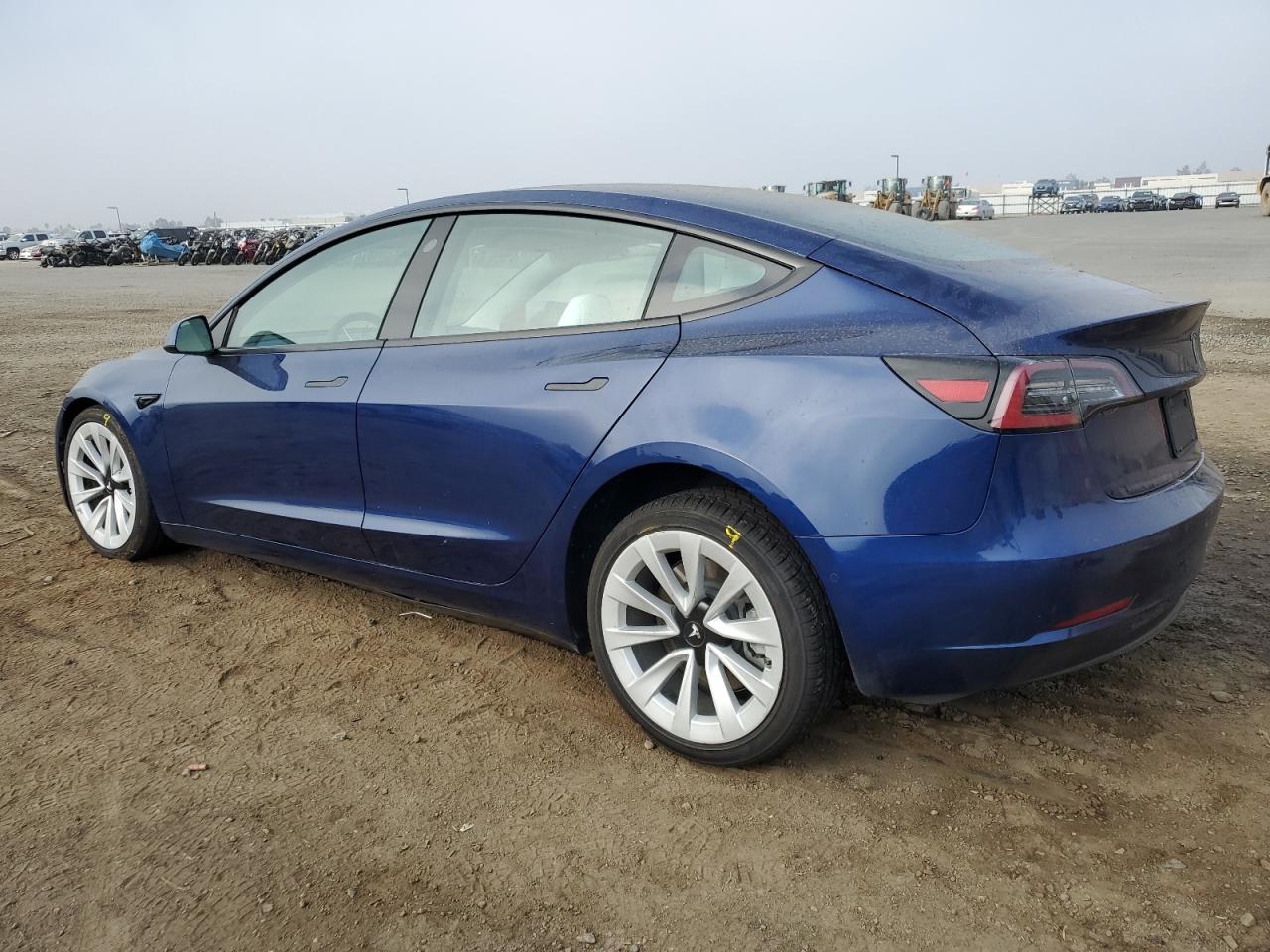 VIN 5YJ3E1EB2NF177317 2022 TESLA MODEL 3 no.2