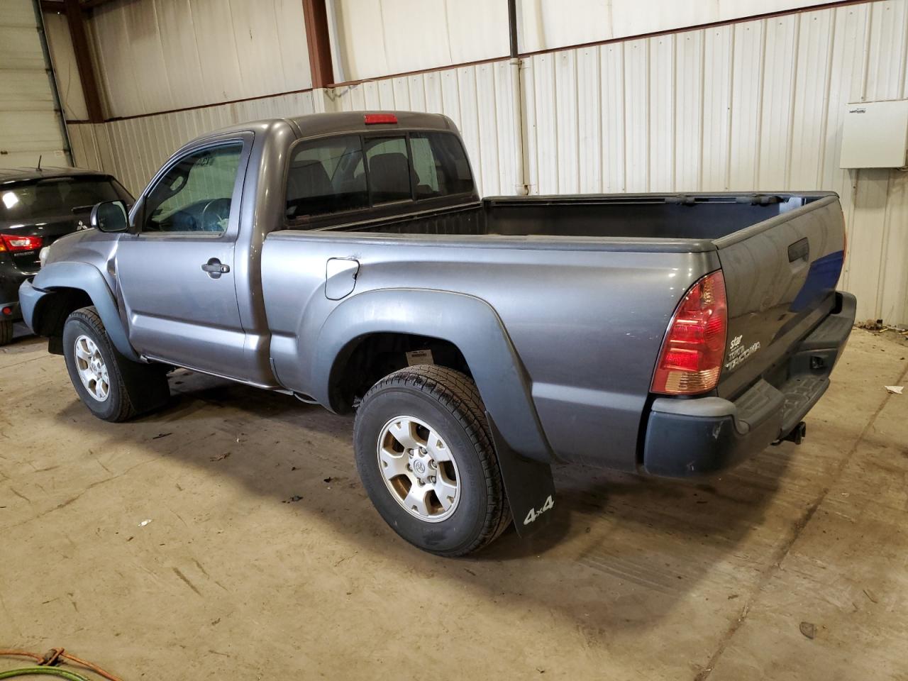 2013 Toyota Tacoma - Image 2