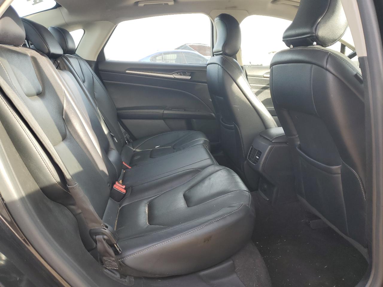2019 Ford Fusion - Image 10