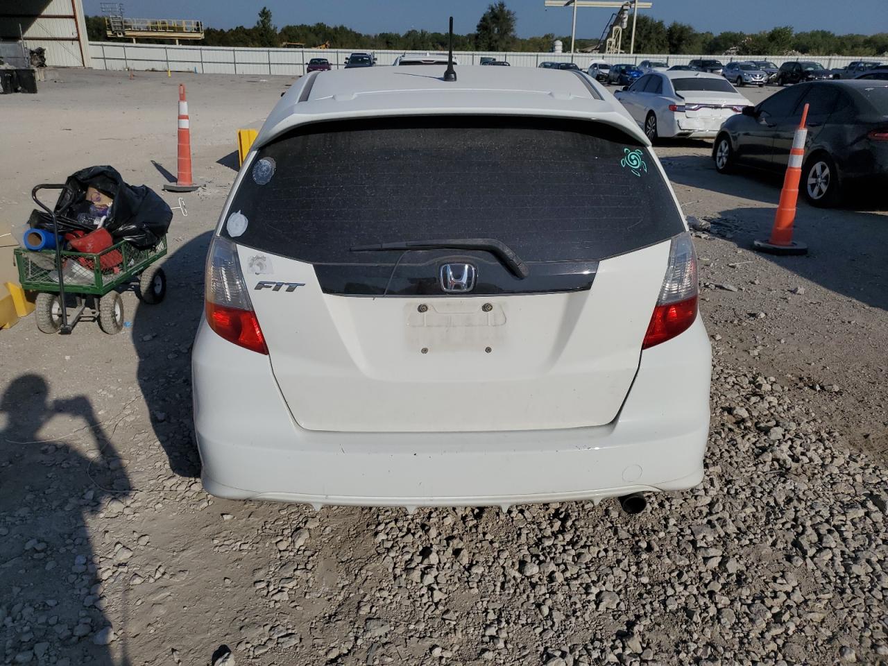 2009 Honda Fit - Image 6