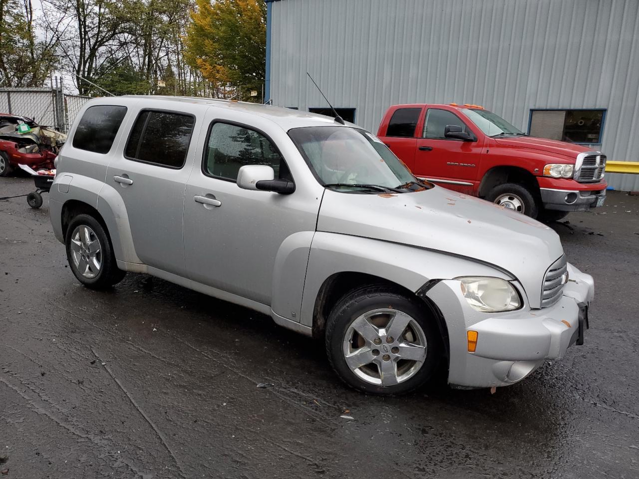 2009 Chevrolet HHR - Image 4