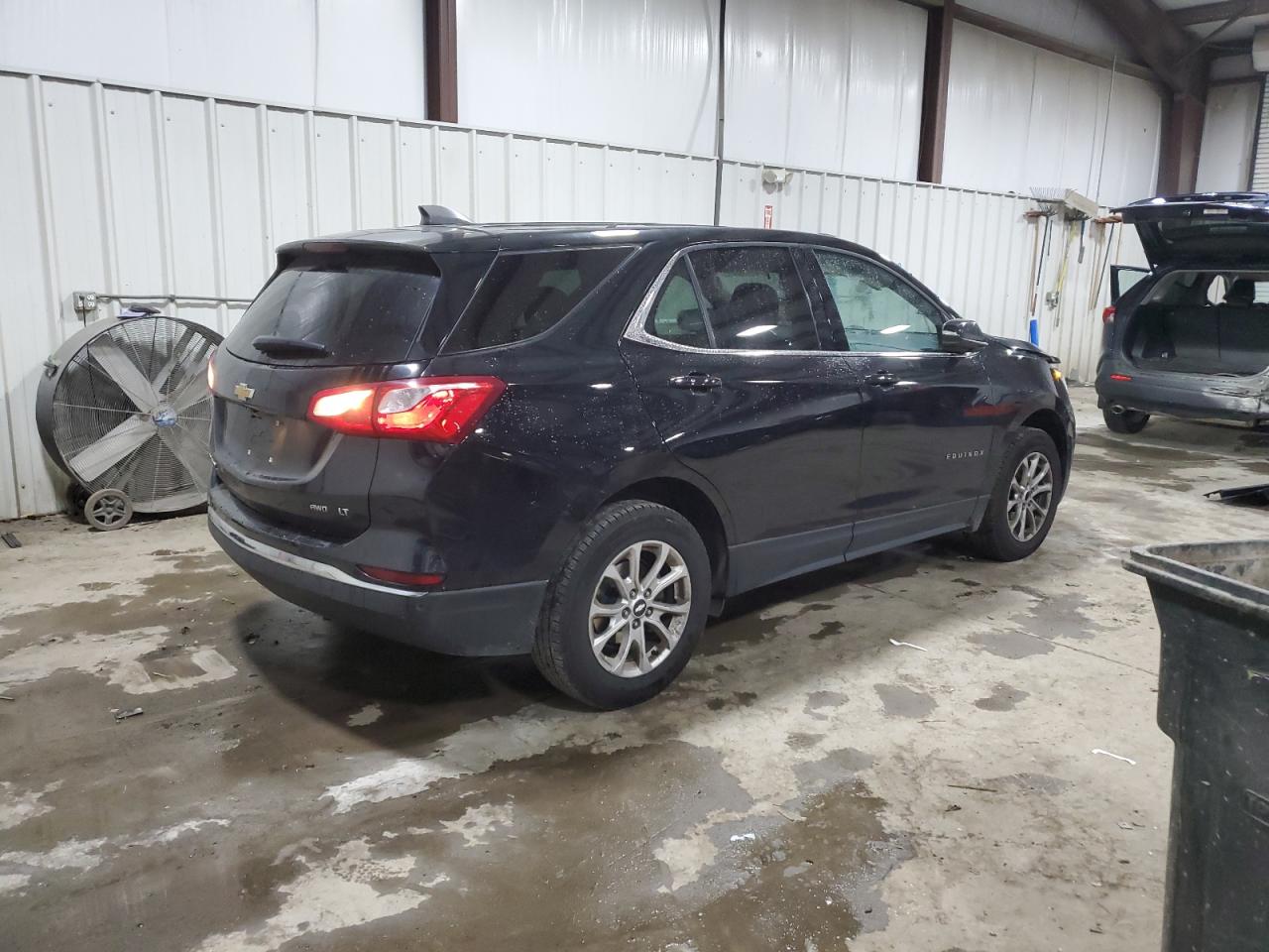 VIN 3GNAXTEV9KL288569 2019 CHEVROLET EQUINOX no.3