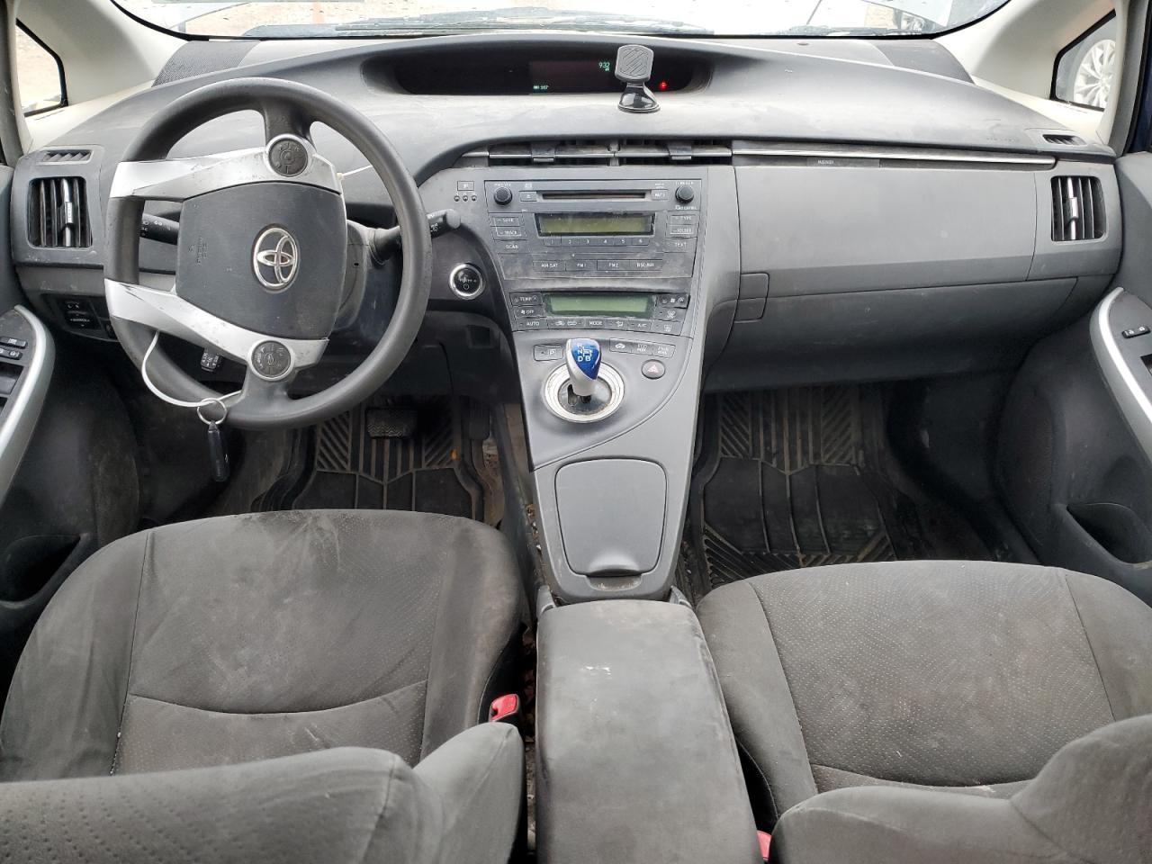 2011 Toyota Prius - Image 8